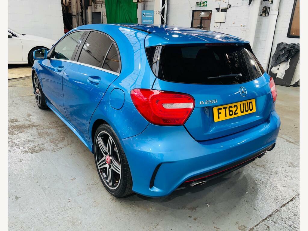 Mercedes-Benz A Class 2.0 A250 Blueefficiency Engineered By Amg 7G-dct E FT62UUO Blue #6