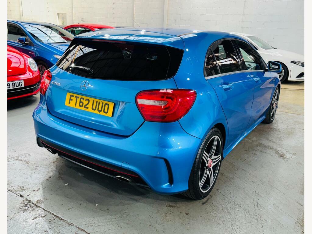 Mercedes-Benz A Class 2.0 A250 Blueefficiency Engineered By Amg 7G-dct E FT62UUO Blue #4