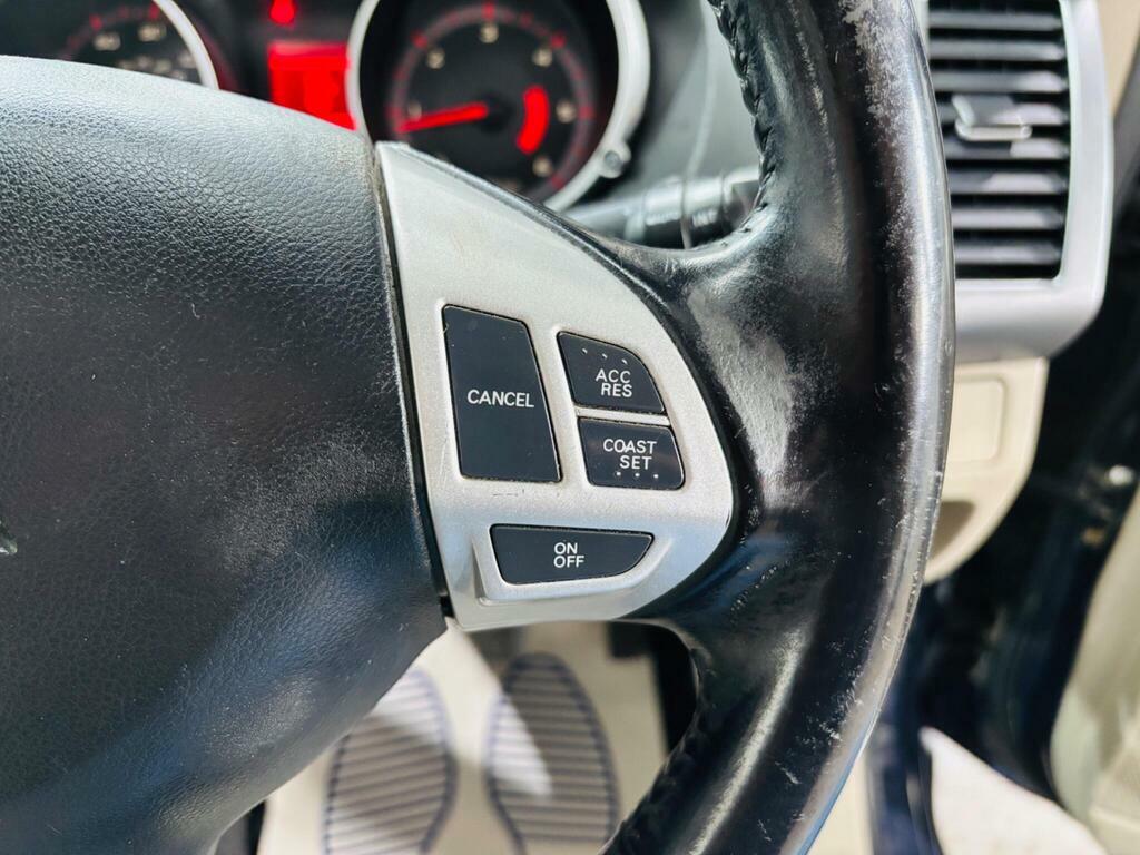 Mitsubishi Outlander Elegance Silver #18