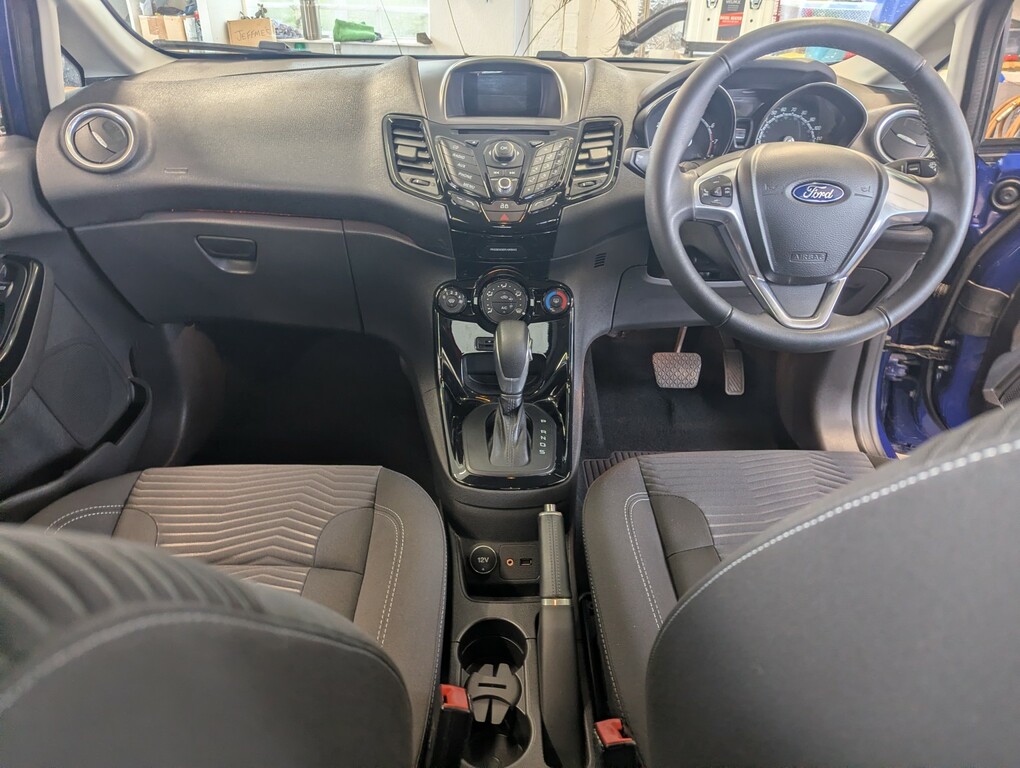 Ford Fiesta Hatchback 1.6 Zetec 201414 Blue #3