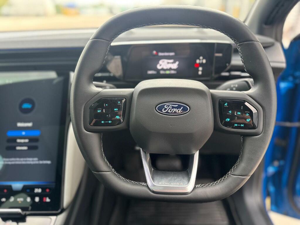 Ford Explorer Select 82Er286 Ze2 Ct Rwd White #25