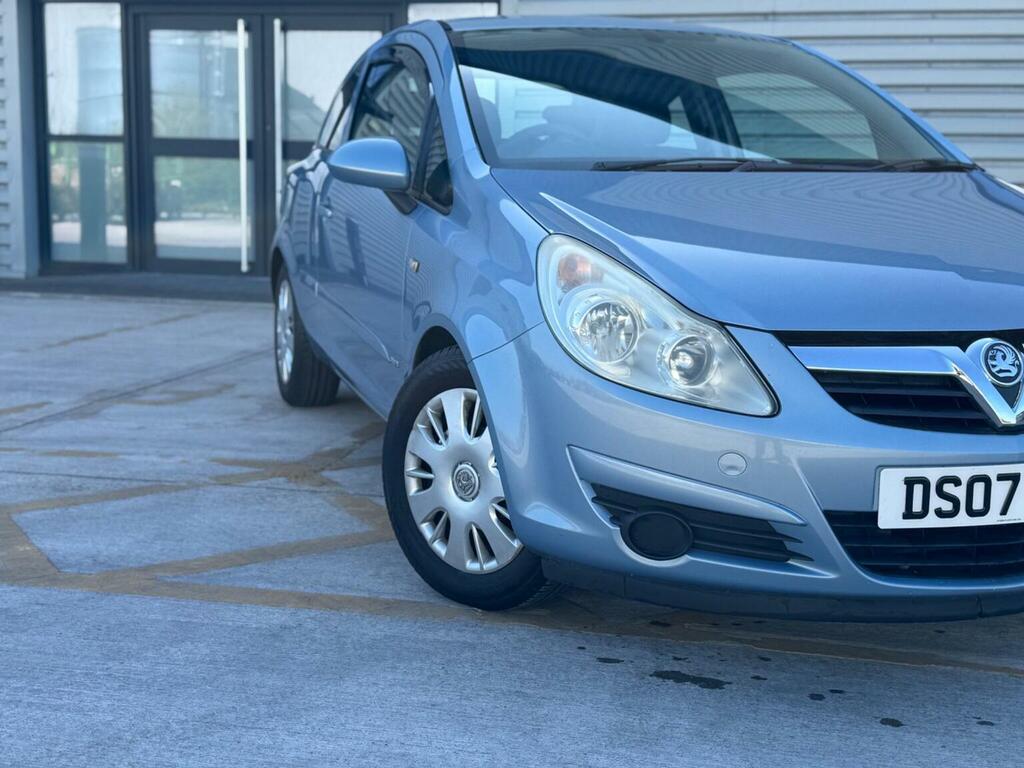 Vauxhall Corsa Hatchback 1.2I 16V Club 200707 Blue #3
