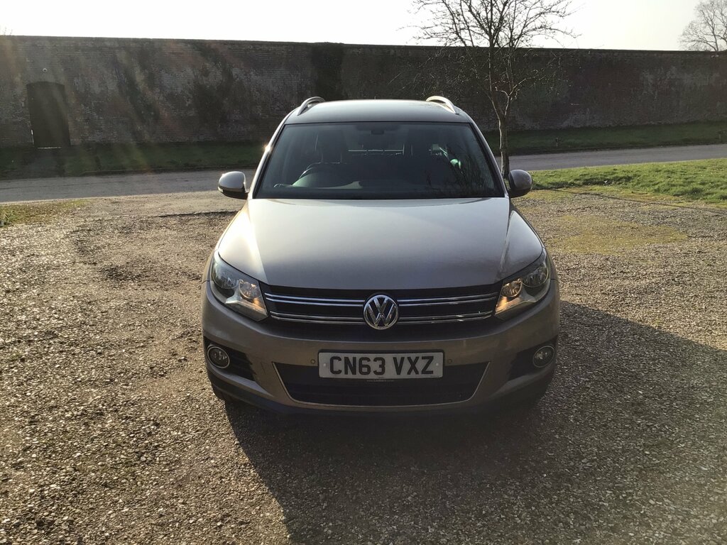 Volkswagen Tiguan 2.0 Tdi Bluemotion Tech Se Suv Dsg 4Wd CN63VXZ Beige #4