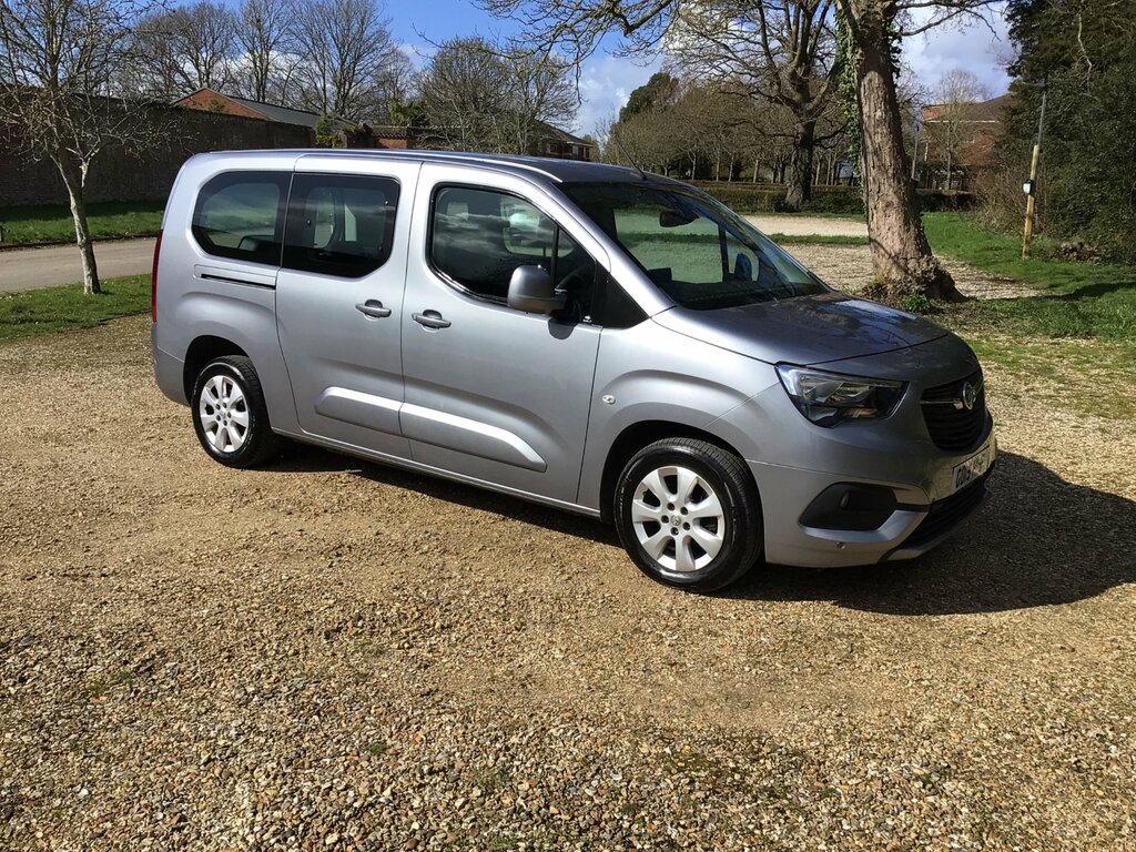 Vauxhall Combo Life 1.2 Turbo Gpf Energy XL Mpv Euro GD19HLF Grey #2