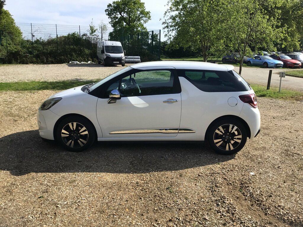 Citroen DS3 1.6 Vti Dstyle Hatchback Euro 5 1 White #6