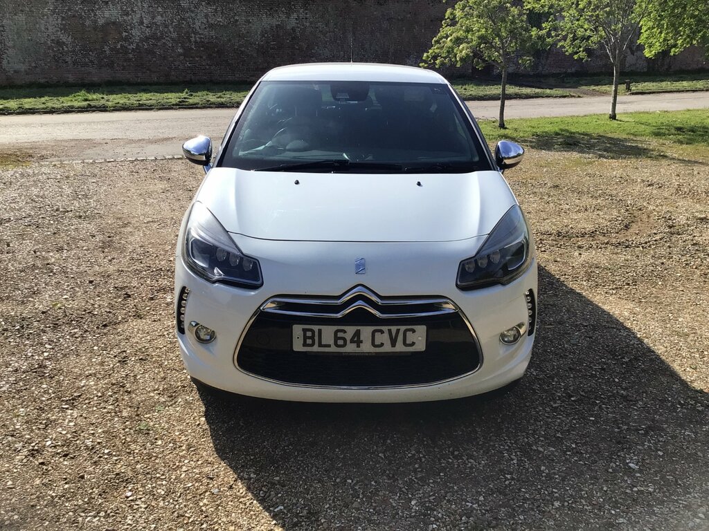 Citroen DS3 1.6 Vti Dstyle Hatchback Euro 5 1 White #4