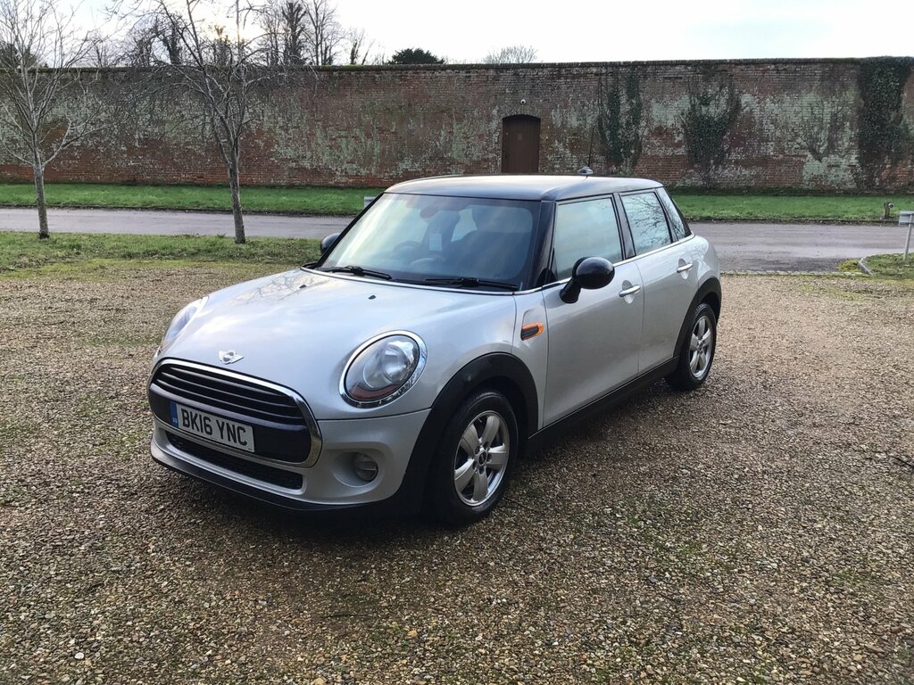 Mini Hatch 1.5 Cooper D Hatchback Euro 6 S BK16YNC Silver #5