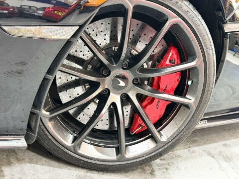 McLaren 570S  Silver #28