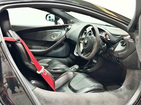 McLaren 570S  Silver #27