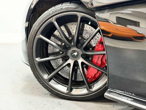 McLaren 570S  Silver #30