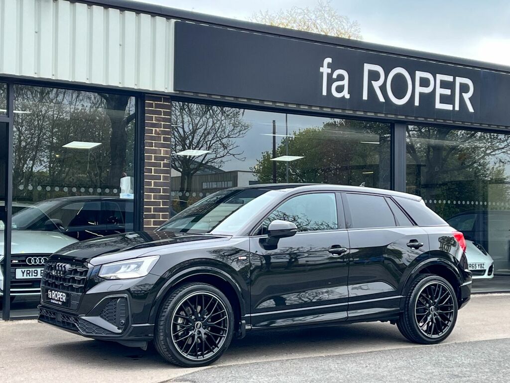 Audi Q2 1.5 Tfsi 35 Black Edition S Tronic 150Ps W17JBB Black #2