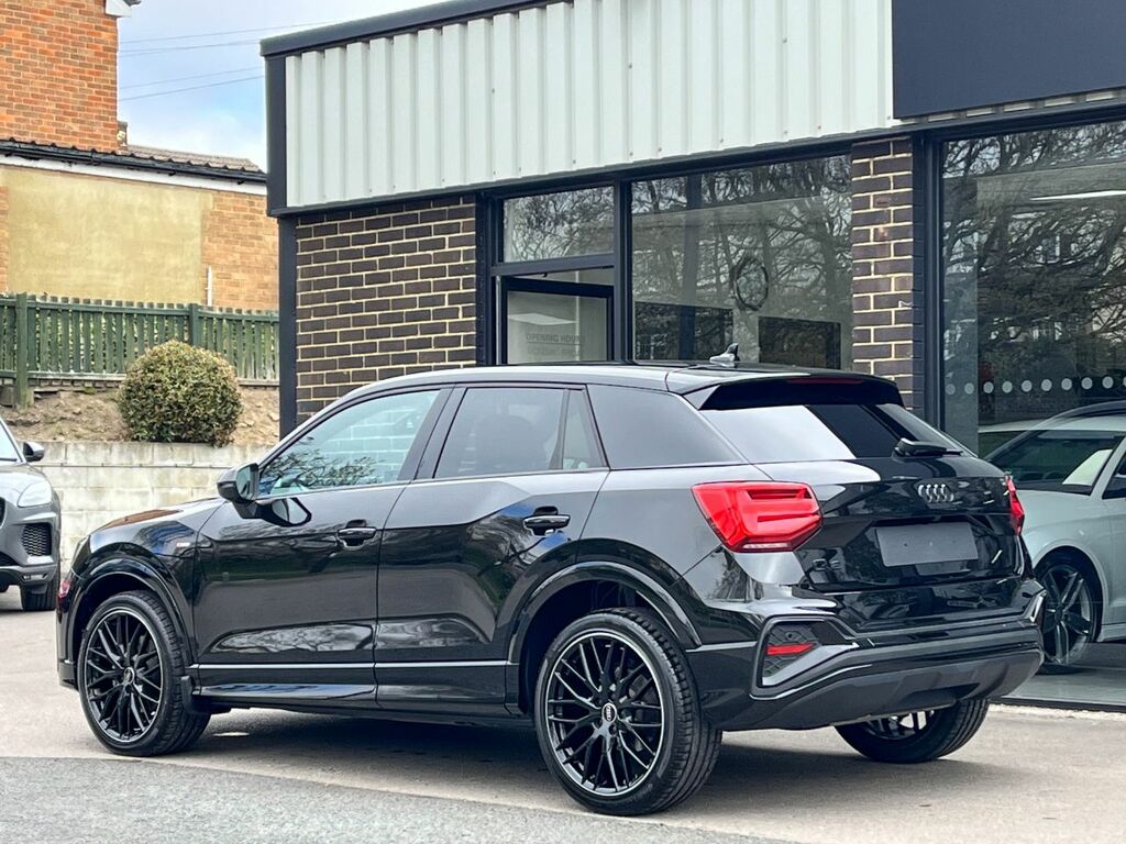Audi Q2 1.5 Tfsi 35 Black Edition S Tronic 150Ps W17JBB Black #4