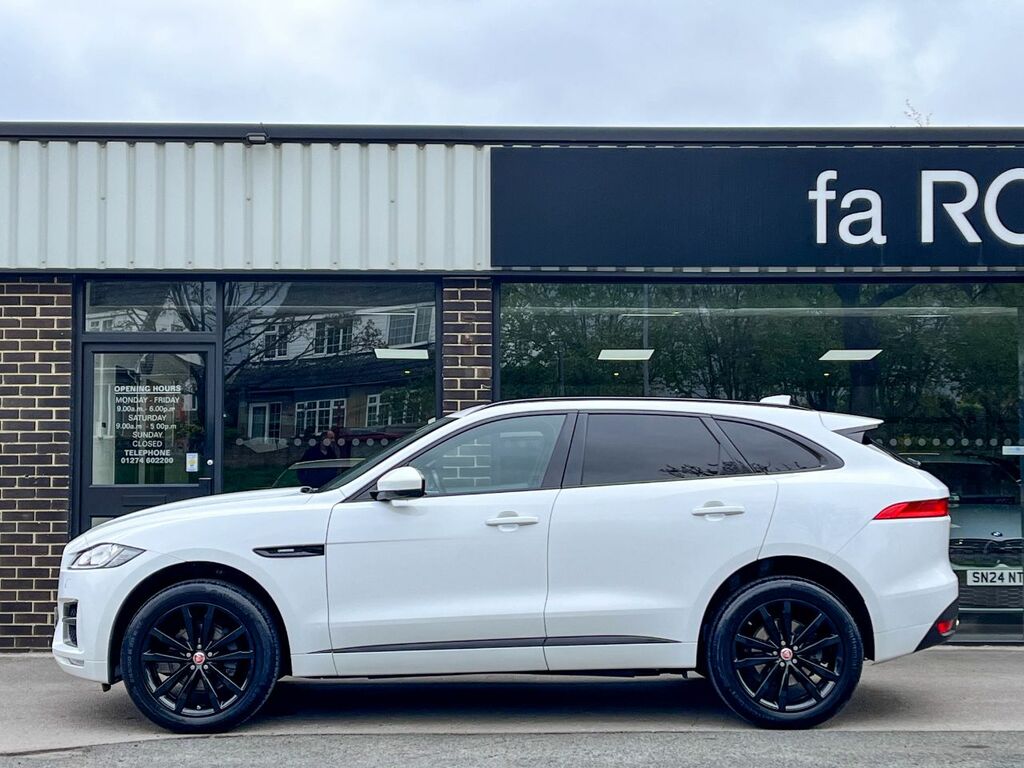 Jaguar F-Pace 2.0D R-sport Awd 180Ps BV19EGY White #3