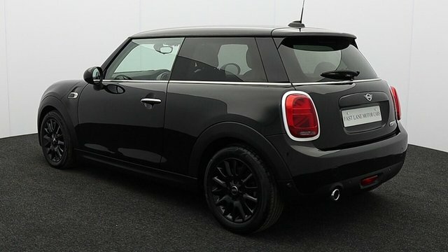Mini Hatch 1.5 Cooper Classic Hatchback YS19XUB Black #5