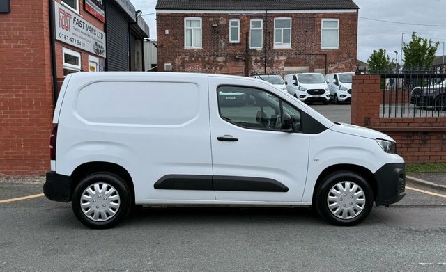 Peugeot Partner 1.5 Blue Hdi 1000 Professional L1 Swb 100 Bhp NU72TWE White #6