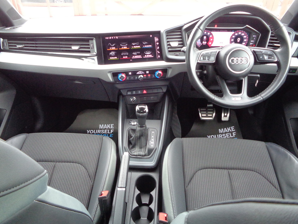 Audi A1 Tfsi S Line KK68RKU White #3