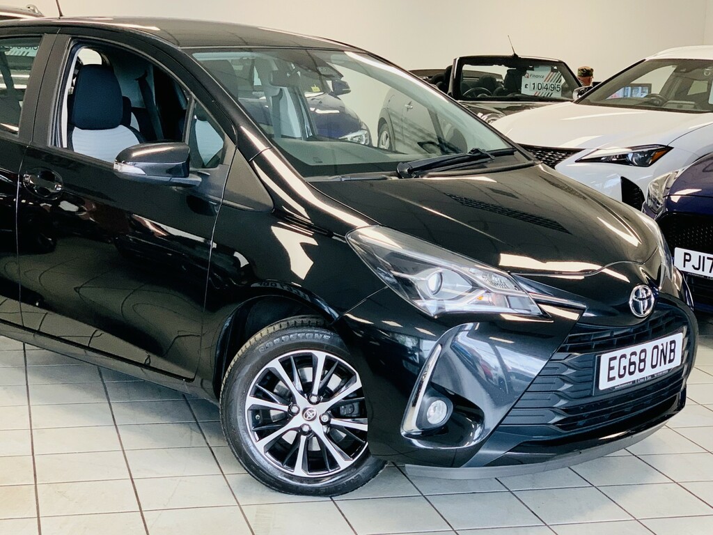 Toyota Yaris Hatchback 1.5 Vvt-i Icon Tech 201968 EG68ONB Black #4