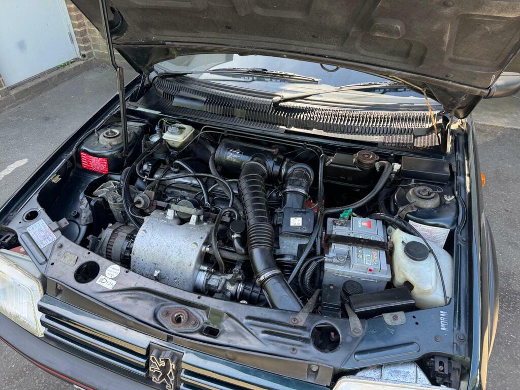 Peugeot 205 1.8D Grd  #25