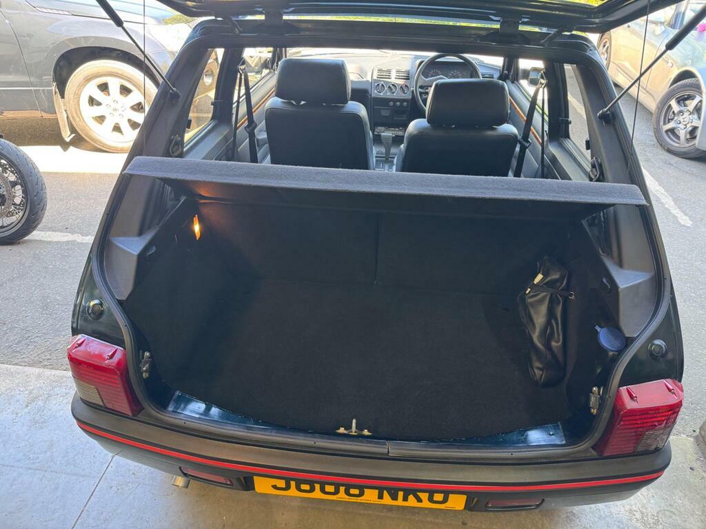 Peugeot 205 1.8D Grd  #37