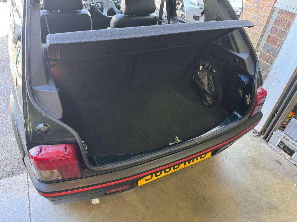 Peugeot 205 1.8D Grd  #38
