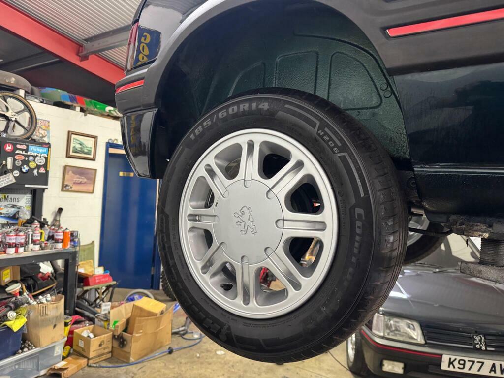 Peugeot 205 1.8D Grd  #17