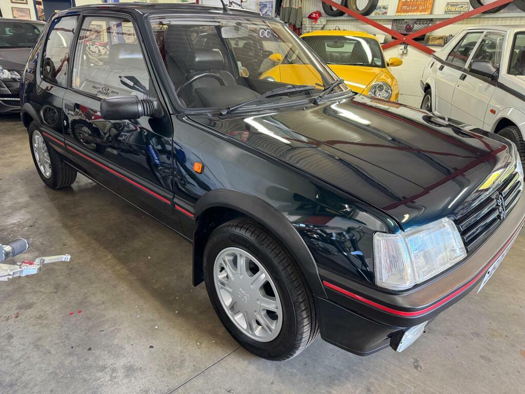 Peugeot 205 1.9 Gentry Limited Edition Green