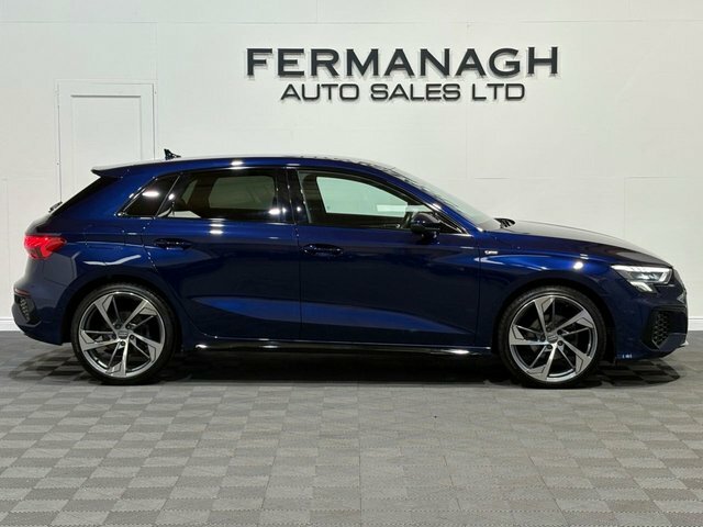 Audi A3 1.5 Tfsi 35 S Line Sportback S Tronic E GD73TCZ Blue #2