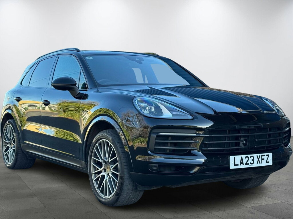 Porsche Cayenne 3.0 V6 E-hybrid 17.9Kwh Platinum Edition Suv P Black