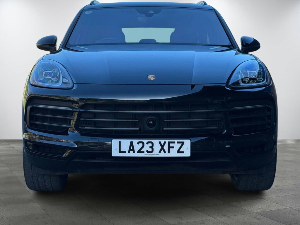 Porsche Cayenne 3.0 V6 E-hybrid 17.9Kwh Platinum Edition Suv P LA23XFZ Black #2