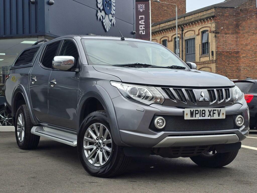 Mitsubishi L200 Pickup 2.4 Di-d Dc Barbarian 4Wd Euro 6 Grey