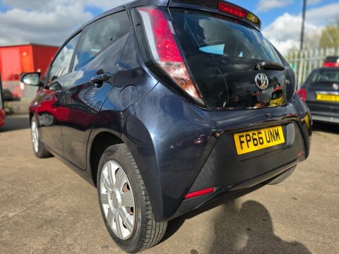 Toyota Aygo Vvt-i X-play FP66UNM Blue #5