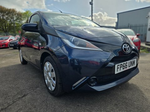 Toyota Aygo Vvt-i X-play Blue