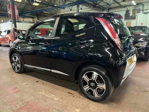Toyota Aygo Vvt-i X-clusiv MT64EAM Black #5