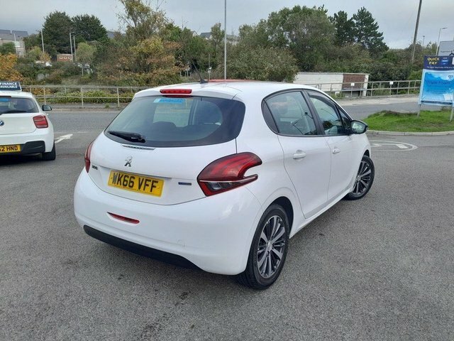 Peugeot 208 2016 1.2 Puretech Active Design Lime Hatchback WK66VFF White #3