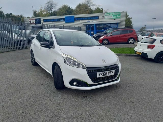 Peugeot 208 2016 1.2 Puretech Active Design Lime Hatchback WK66VFF White #2
