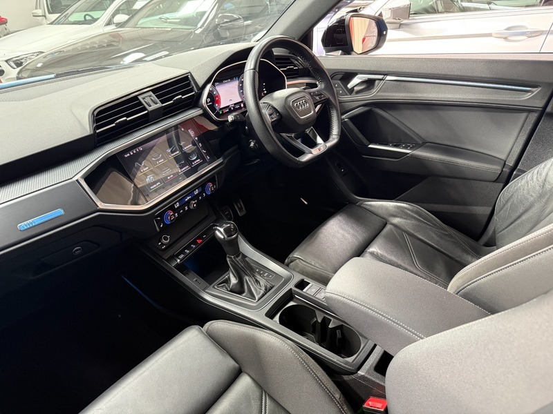Audi Q3 Tfsi S Line Edition YY20NTU Blue #5