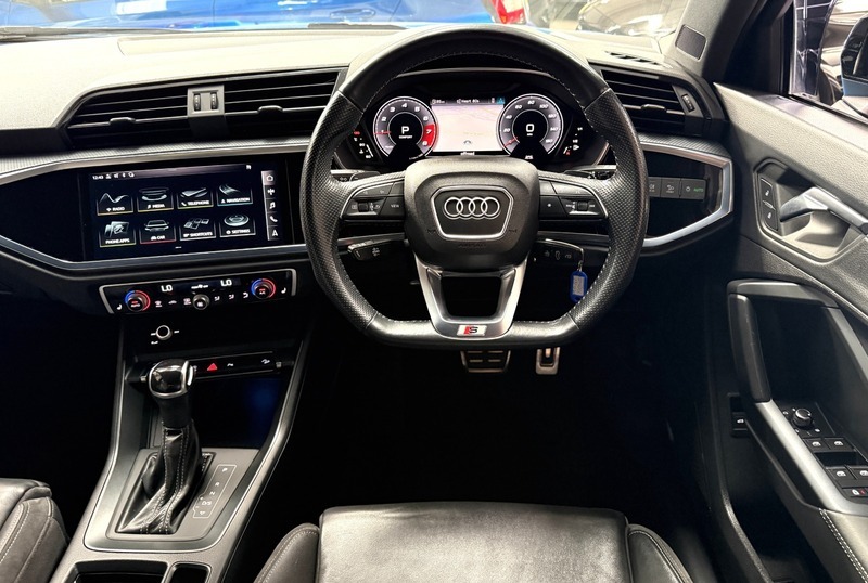 Audi Q3 Tfsi S Line Edition YY20NTU Blue #4