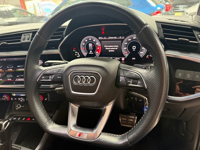 Audi Q3 Tfsi S Line Edition YY20NTU Blue #6