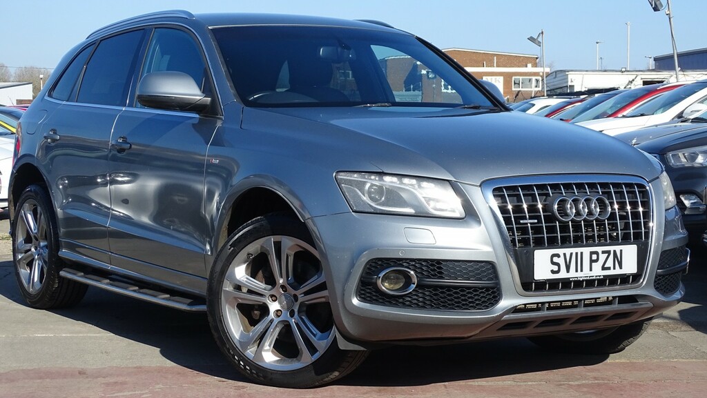 Audi Q5 Suv 3.0 Tdi V6 S Line Special Edition 201111 Grey