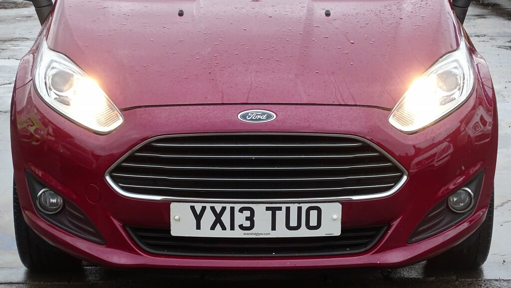 Ford Fiesta Hatchback 1.0 Zetec 201313 YX13TUO Red #6