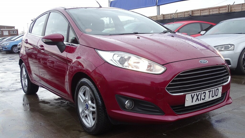 Ford Fiesta Hatchback 1.0 Zetec 201313 YX13TUO Red #3