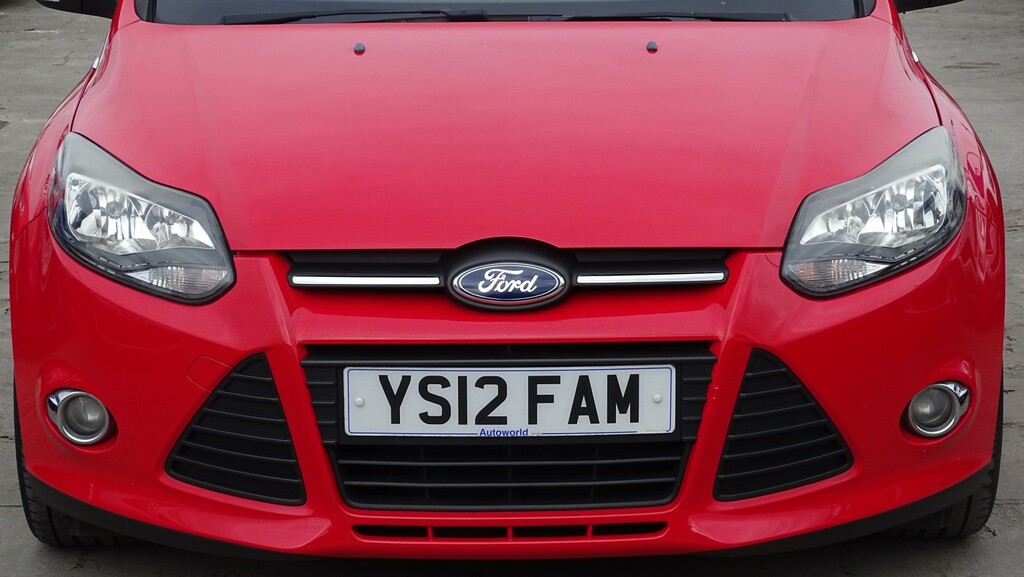 Ford Focus Hatchback 1.0 T Ecoboost Zetec 201212 YS12FAM Red #6