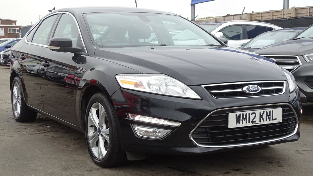 Ford Mondeo Hatchback 2.0 Tdci Titanium 201212 Black #3