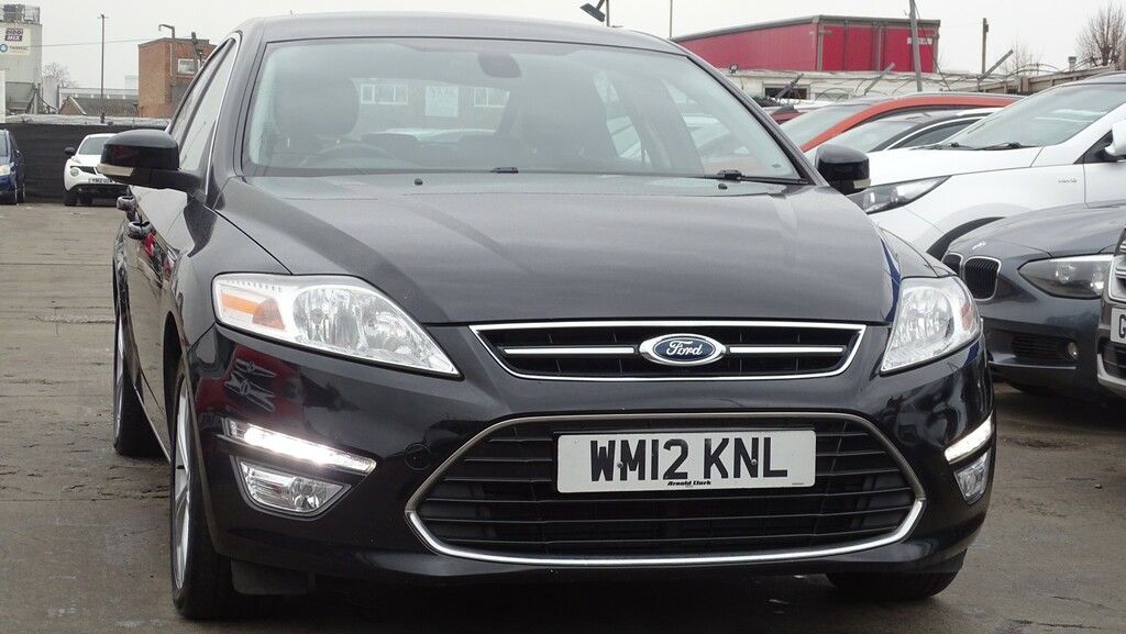Ford Mondeo Hatchback 2.0 Tdci Titanium 201212 Black #2