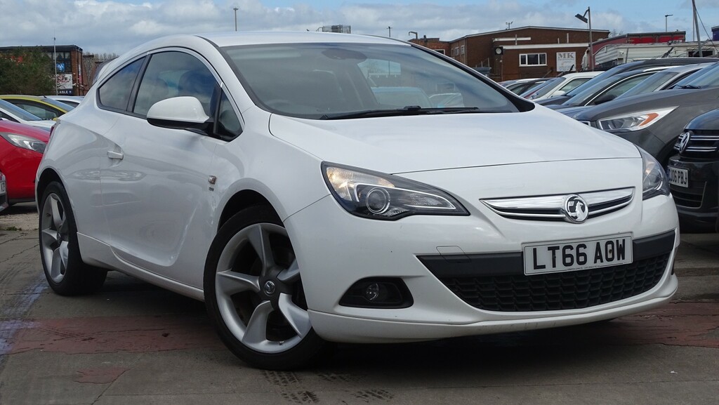 Vauxhall Astra GTC Coupe 1.6 Cdti Ecoflex Sri 201666 White
