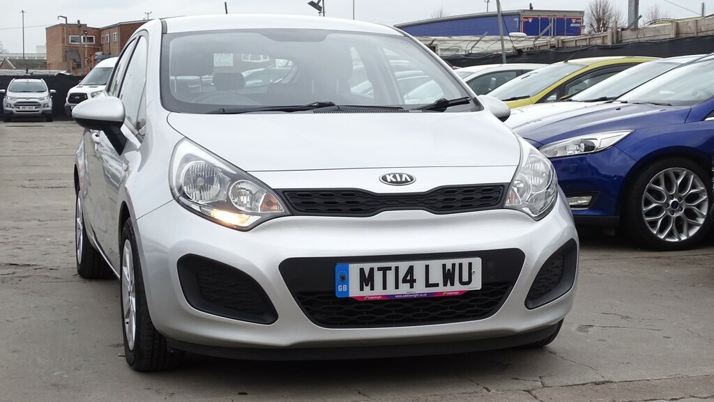 Kia RIO Hatchback 1.3 1 Air 201414 MT14LWU Silver #2