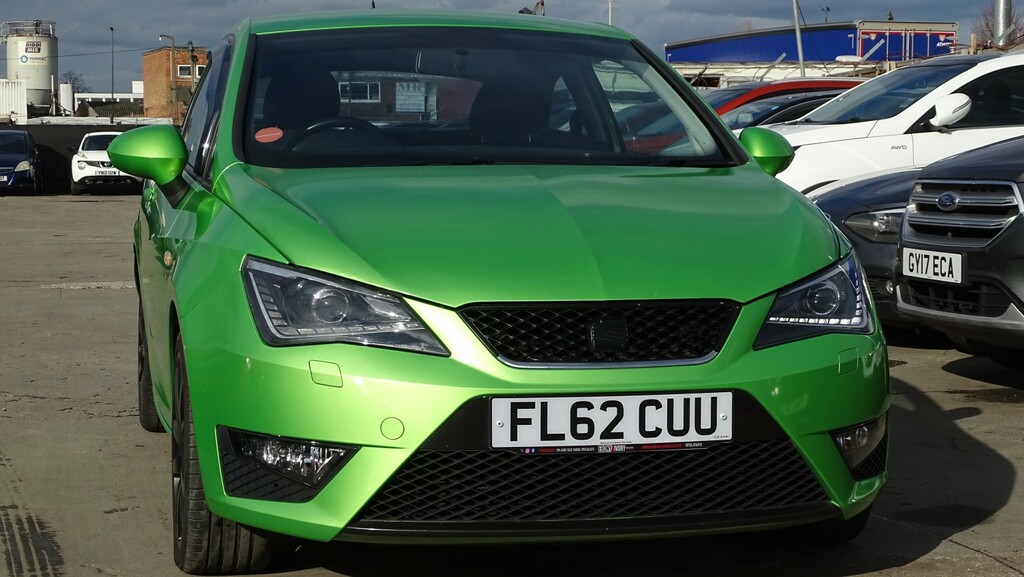 Seat Ibiza Hatchback 1.2 Tsi Fr 201262 FL62CUU Green #2