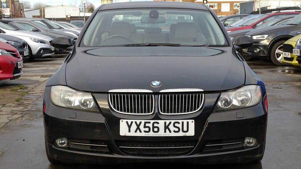 BMW 3 Series Saloon 3.0 330D Se Saloon 200656 Black #4