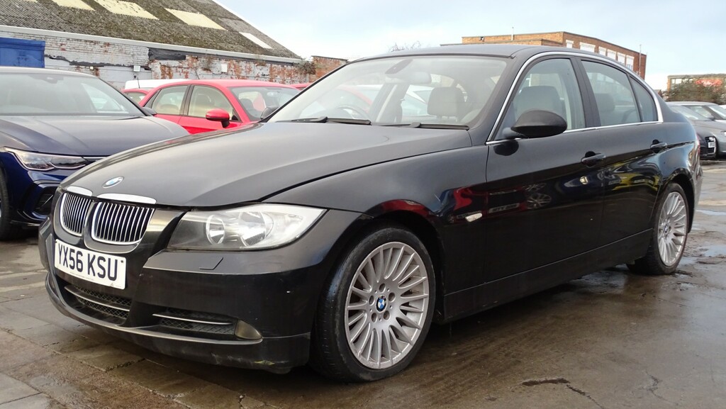 BMW 3 Series Saloon 3.0 330D Se Saloon 200656 Black #6