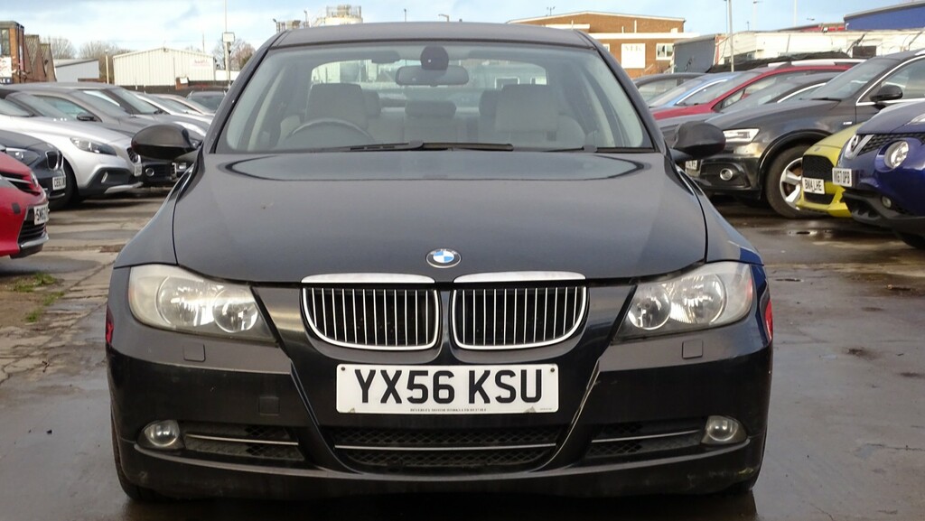 BMW 3 Series Saloon 3.0 330D Se Saloon 200656 Black #3